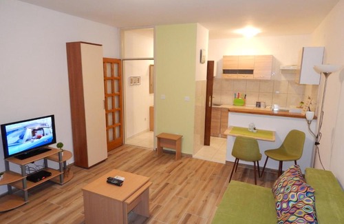 Topla Apartment | Apartman Lena