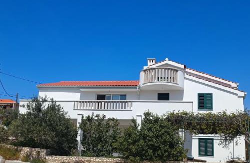 Slatine Apartment | Apartman Lucy