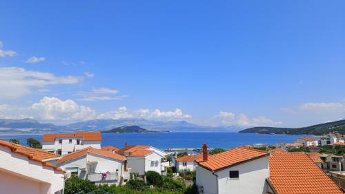 Slatine Apartment | Apartman Lucy