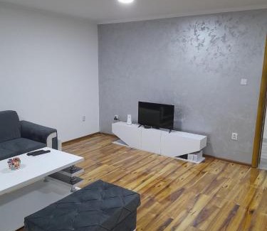 Foca Apartment | Apartman Micevic