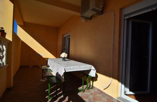 Crno Apartment | Apartman Nina
