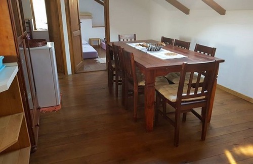 Rukavac Apartment | Apartman se nalazi u mirnom okruženju na jugoistočnoj strani otoka Visa.