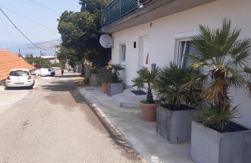 Sveti Juraj Apartment | Apartman sunny green