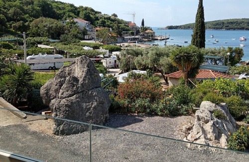 Molunat Apartment | Apartman Twins 2 by Villas Guide