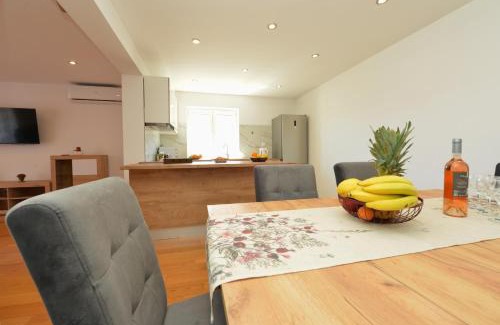 Stari Grad Apartment | Apartman Vitali