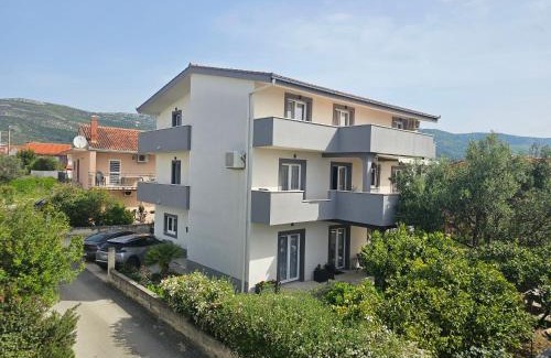 Kastel Novi Apartment | Apartmani Dianna