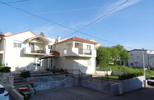 Sveti Filip i Jakov Apartment | Apartmani Ema