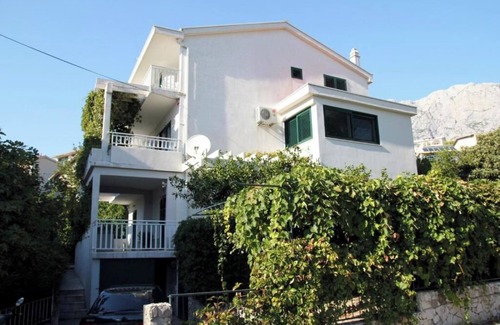 Bili brig Apartment | Apartmani Makarska 1, desni