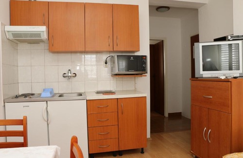 Kukljica Apartment | Apartmani Mary 2 plus 1