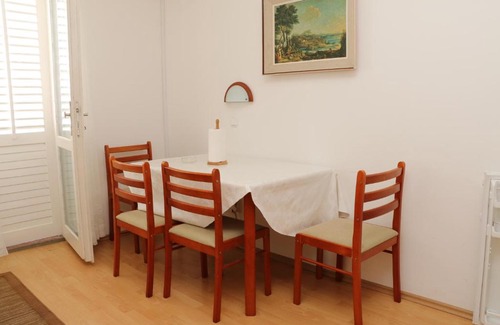 Kukljica Apartment | Apartmani Mary 2 plus 1