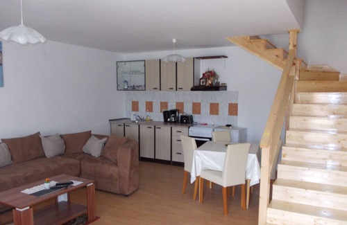 Rakovica Apartment | Apartmani Pavlić
