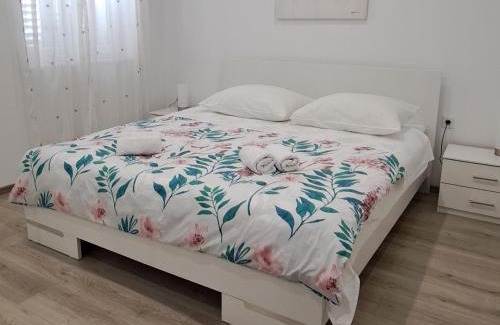 Kastel Stari Apartment | Apartmani Pina 2