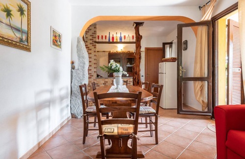 Castiadas Apartment | Apartment "Casa Mallus" With Mountain View, Balcony, Garden, Terrace & Grill