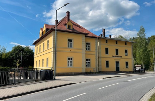 Rathmannsdorf Apartment | Apartment '1' with Shared Garden and Wi-Fi