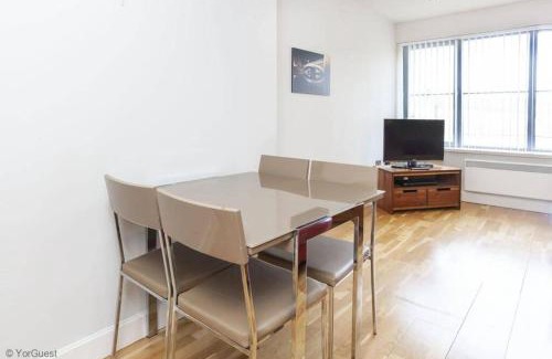 York Apartment | Apartment 12 Popeshead Court