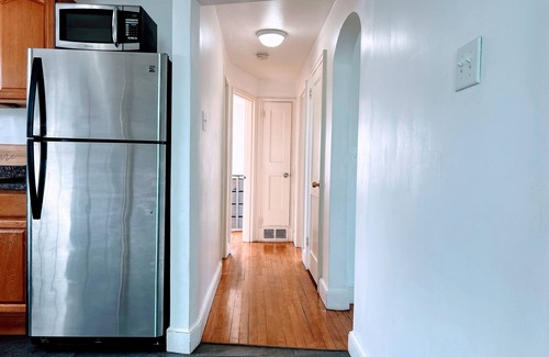 West Street - River Street Apartment | Apartment 2 Bedrooms Deck Yard