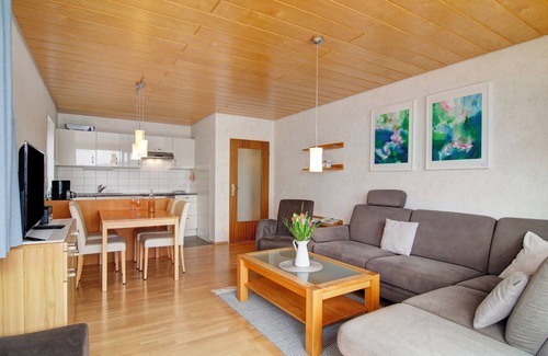 Bodman-Ludwigshafen Apartment | Apartment '2, 70qm' with Shared Garden, Balcony and Wi-Fi