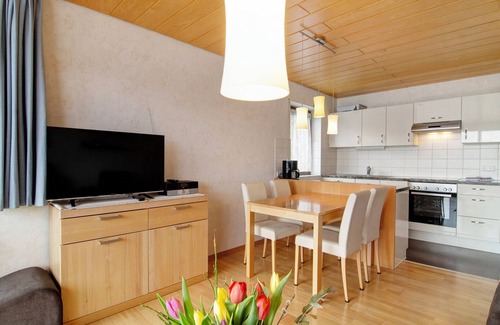 Bodman-Ludwigshafen Apartment | Apartment '2, 70qm' with Shared Garden, Balcony and Wi-Fi