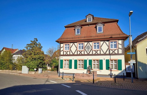 Altdorf Apartment | Apartment 2 - enjoy great days in a half-timbered house