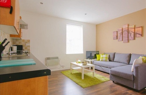 Harehills Apartment | Apartment 2, St. James House