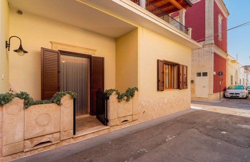 Supersano Apartment | 'Apartment 2 Supersano Salento' with Terrace & Wi-Fi