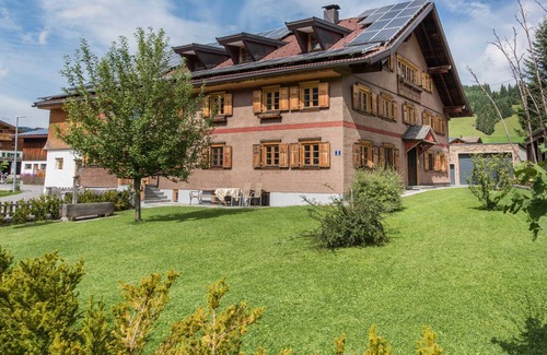 Schattwald Apartment | Apartment 3 - Pepi's country house