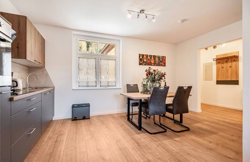 Rathmannsdorf Apartment | Apartment '4' with Shared Garden and Wi-Fi