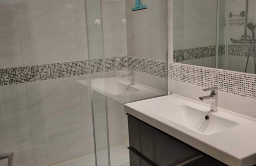 Montpellier Apartment | APARTMENT 59 M2 - 2 BEDROOMS - TERRACE 9 M2 - FULL SEA VIEW - GARAGE INCLUDED