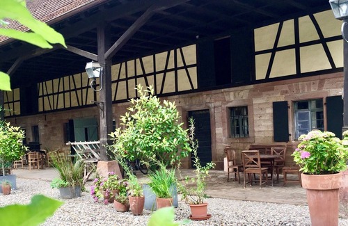 Neuried Apartment | Apartment '6' with Private Terrace and Shared Garden