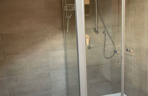 Laufen Apartment | Apartment 75 sqm up to 5 persons, balcony, 2 bedrooms, eat-in kitchen