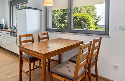 Daisendorf Apartment | Apartment 'Am Lichtenberg' with Lake View, Private Terrace and Wi-Fi