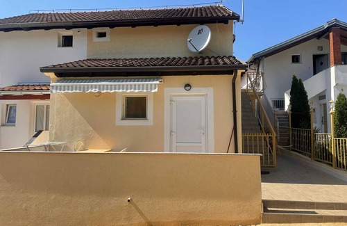 Katoro Apartment | Apartment Amore 1 on the first floor