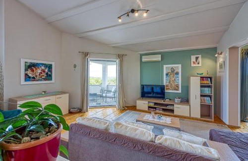 Sveti Lovrec Apartment | Apartment Ana with Balcony