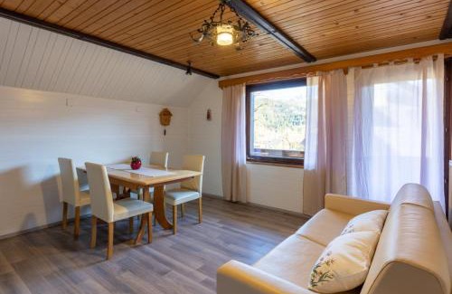 Studor House | Apartment and room Mateja Kovačič