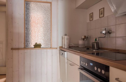 Altstadt Apartment | Apartment "Angelika" in Urban Heritage House near Lake Constance with Wi-Fi & Patio