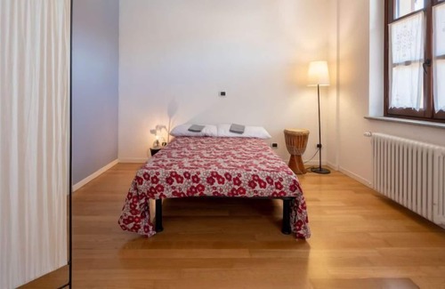 Carru Apartment | Apartment Appartamento Il Castello in Carrù - 3 persons, 1 bedrooms