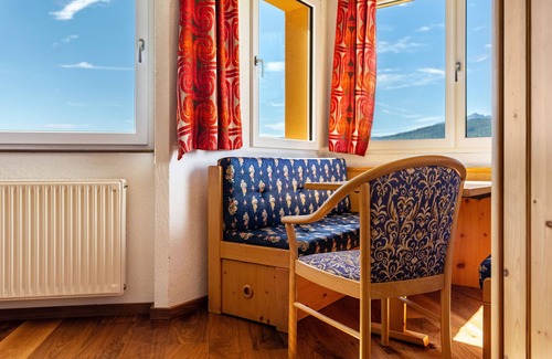 Maranza Apartment | Apartment 'Apt Gaisler' with Mountain View, Private Terrace and Wi-Fi
