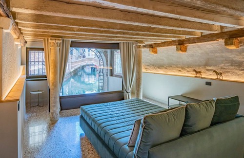 Castello Villa | Apartment Aria - Two Bedroom Villa, Sleeps 5