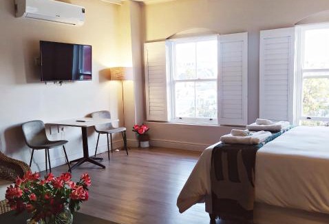Hermanus City-Centre Apartment | Apartment at Hermanus Waterfront