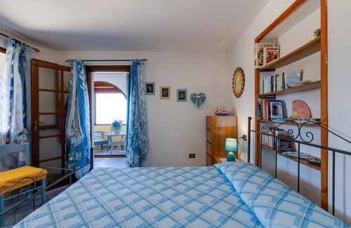 Santa Maria del Mare Apartment | Apartment Azzurra in Direct Beach Location with Air Conditioning & Balcony with Sea View; Parking Available, Small Pets Allowed