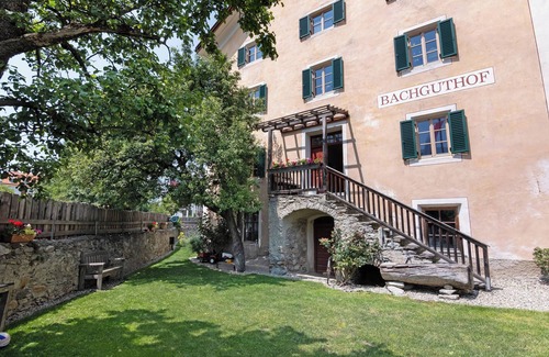 Silandro Apartment | Apartment 'Bachguthof' with Mountain View, Shared Garden and Balcony