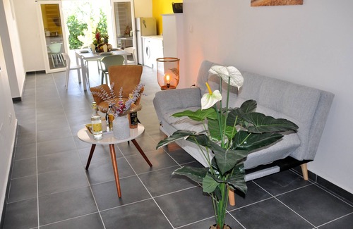Le Moule Apartment | Apartment Balisier, ideal for families and couple, shared pool