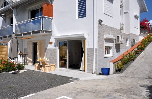 Le Moule Apartment | Apartment Balisier, ideal for families and couple, shared pool