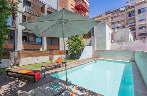El Putget i Farro Apartment | Apartment Barcelona Rentals - Swimming Pool with Terrace