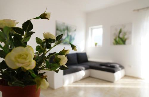 Kumbor Apartment | Apartment Begonia of Kumbor