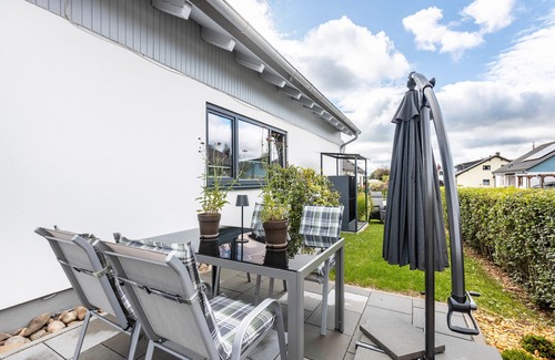 Sankt Georgen im Schwarzwald Apartment | Apartment 'Bei Tanja Und Marcus' with Private Terrace, Private Garden and Wi-Fi