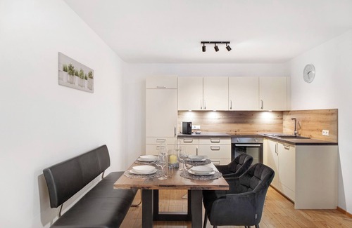 Umhausen Apartment | Apartment 'Ben's Auszeit Top 4' with Private Garden and Wi-Fi