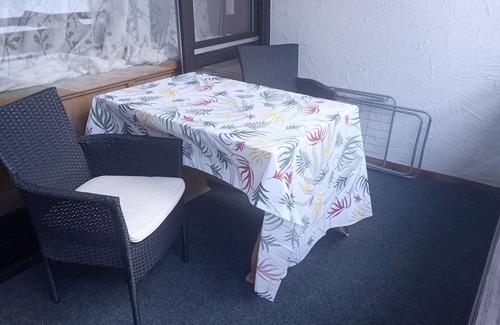 Steibis Apartment | Apartment 'Bergfrieden' with Private Terrace and Wi-Fi