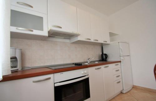 Mali Maj Apartment | Apartment Bilic with balcony