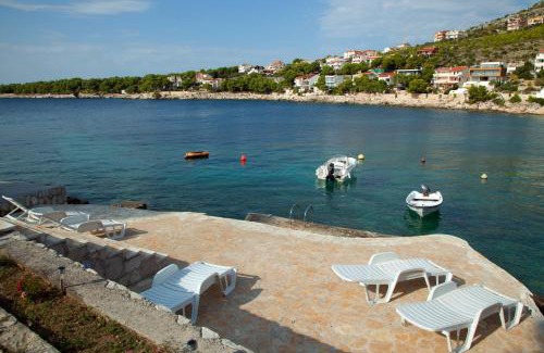 Primosten Burnji Apartment | Apartment Bilo 14601a